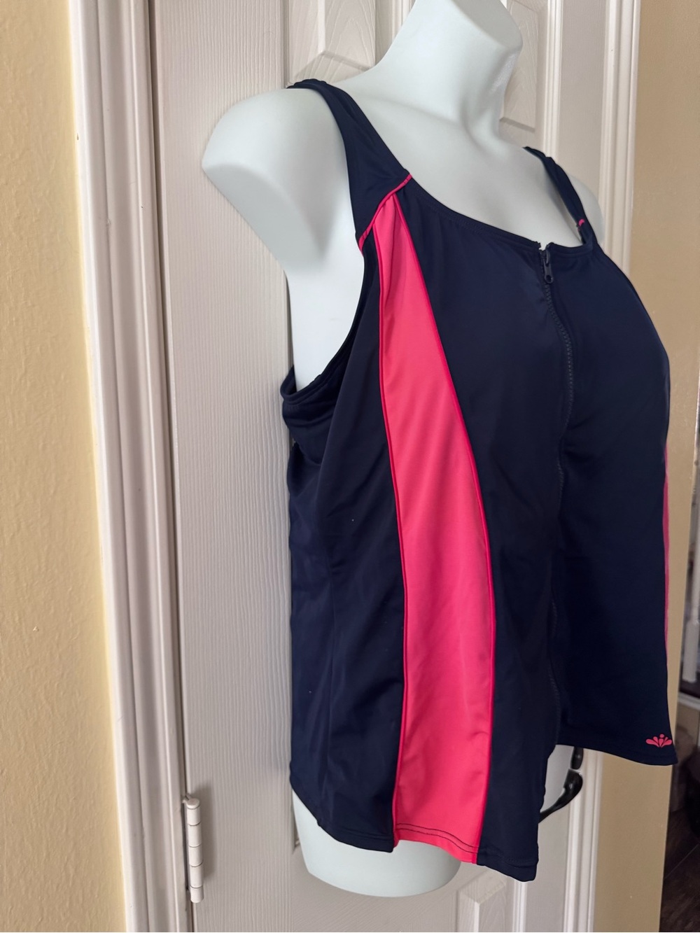 Aqua belle Swimsuits For All 26W Colorblock Navy Blue Pink Full Zip Tankini New - Picture 2 of 15